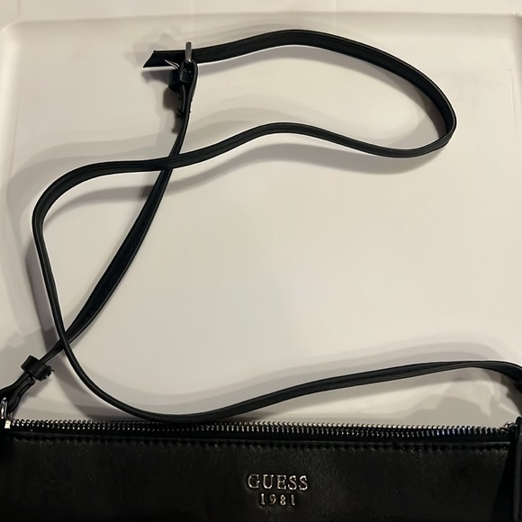 Guess (1981) shoulder bag - Picture 4 of 5